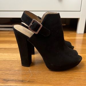 Open toe heeled booties 7.5